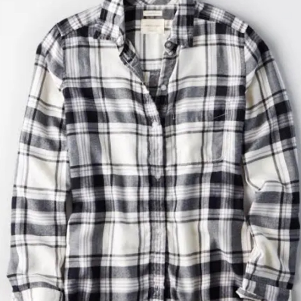 American Eagle Outfitters Plaid Shirt